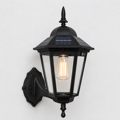 Buitenverlichting op zonne-energie voor de wand